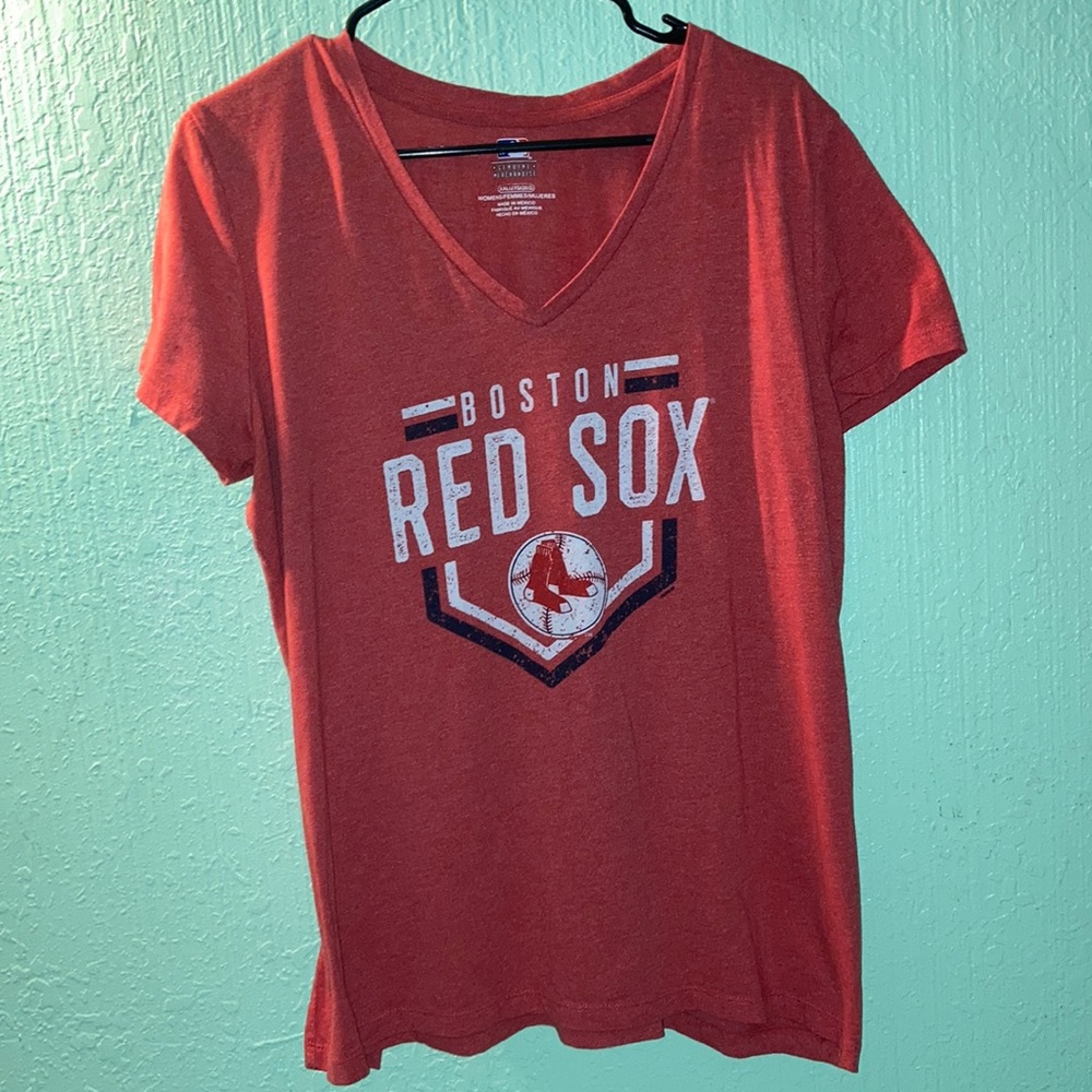 Boston Red Sox tee shirt